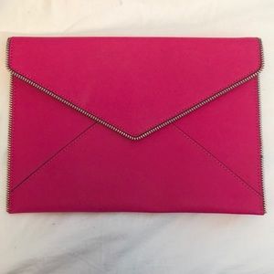 NWT - Rebecca Minkoff Leo Clutch